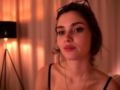 Amateur Webcam Teen Flashes Masturbates