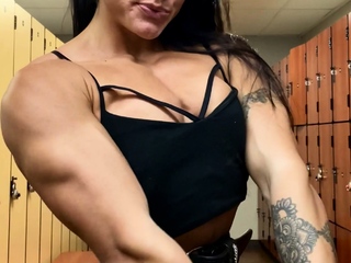 Close up MiLF getting it in the ass